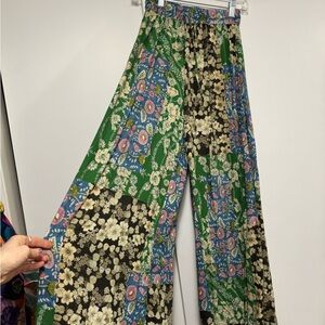 Natural Life Go with the Flow Green and Blue Floral Wide Leg Pants sz Sm flowy